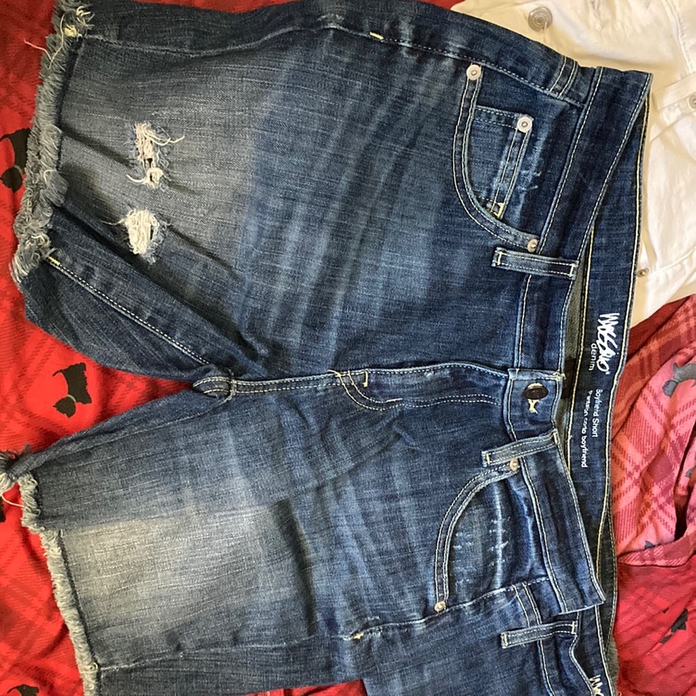 Mossimo boyfriend denim shorts